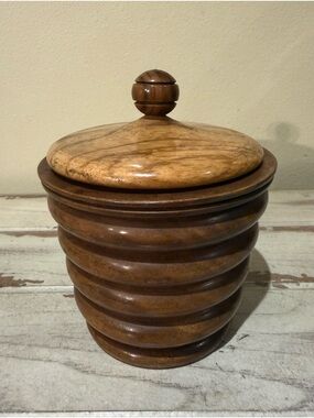 Vintage Dutch-style Turned Wood Tobacco Jar - Warm Brown